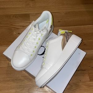 XOXO Penny Platform Sneaker